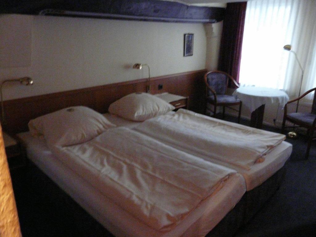 Hotel Scheffler Garni Lüneburg Oda fotoğraf